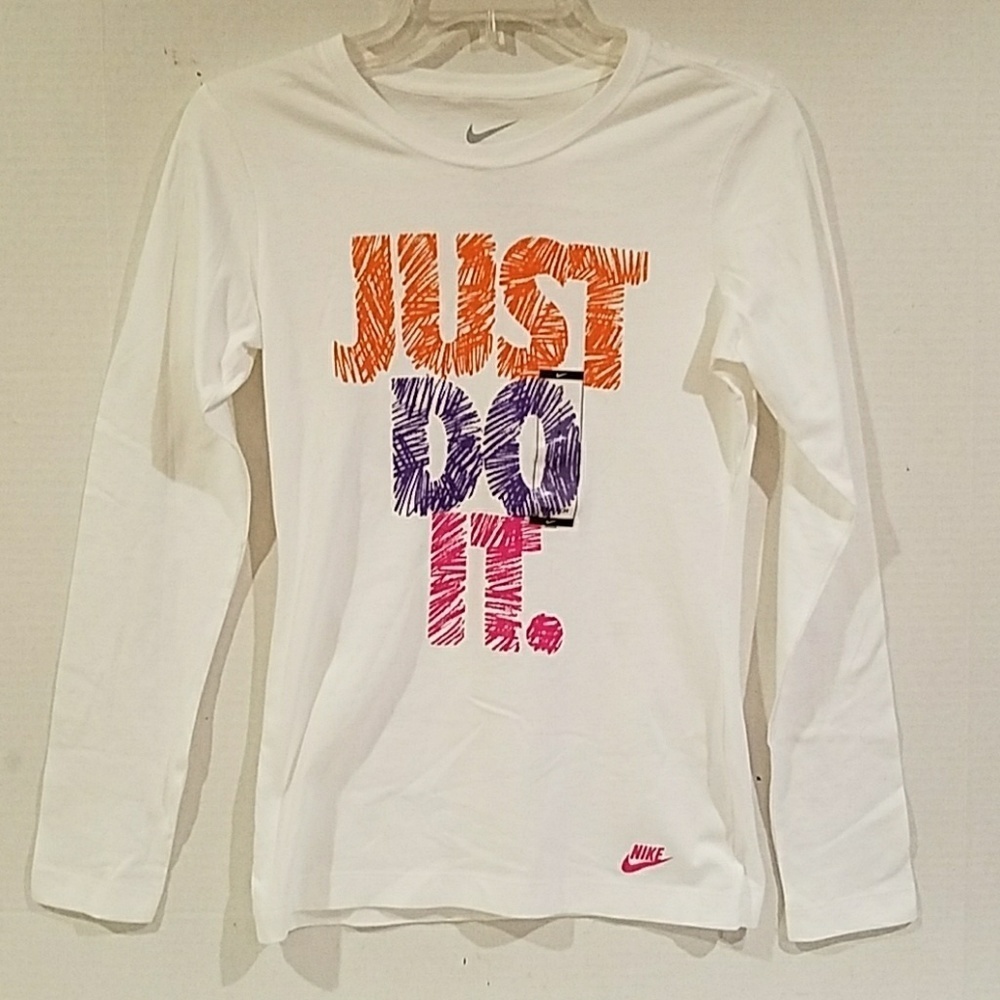 NWT LADIES NIKE SLIM FIT LONG SLEEVE TEE sz small